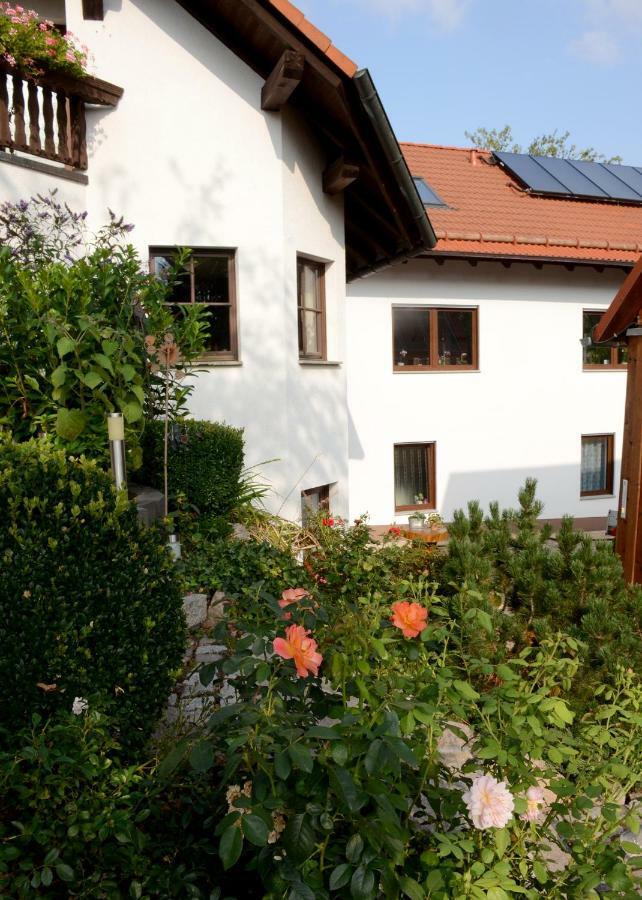 Ferienwohnung Reissmann Heinsdorfergrund 외부 사진